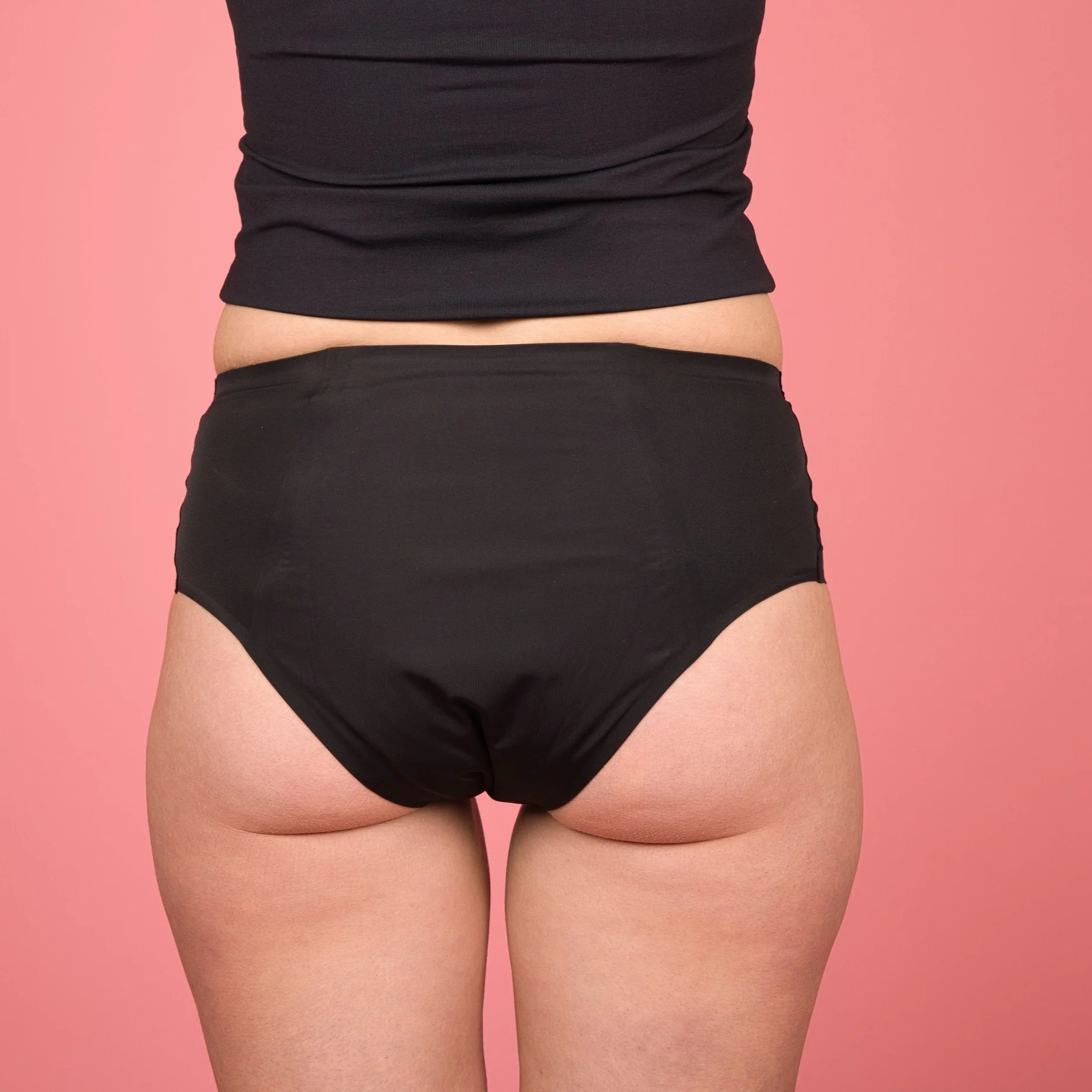 EMMY Naadloze Slip Zwart - Image 4